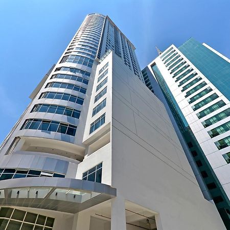 Currency Serviced Suites Manila Eksteriør bilde