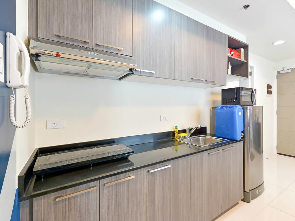 Currency Serviced Suites Manila Eksteriør bilde