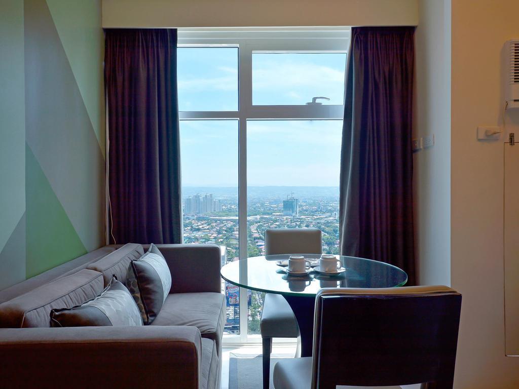 Currency Serviced Suites Manila Eksteriør bilde