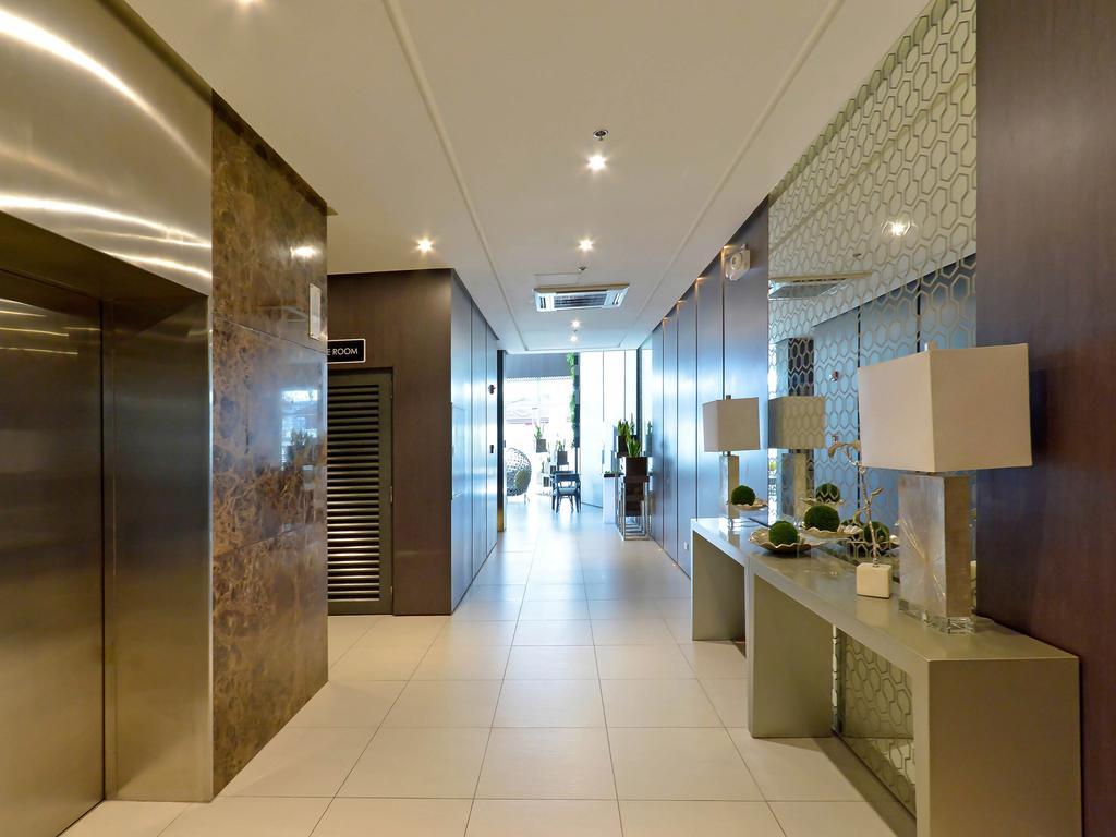 Currency Serviced Suites Manila Eksteriør bilde
