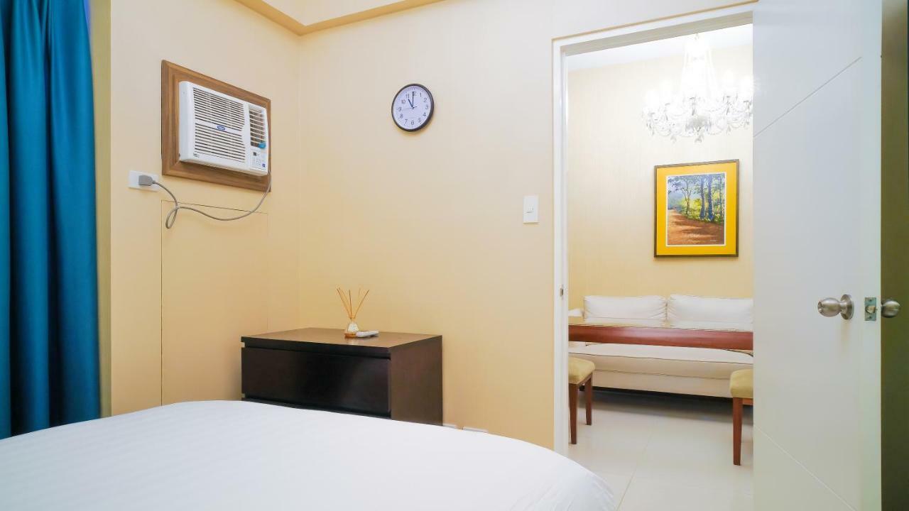 Currency Serviced Suites Manila Eksteriør bilde